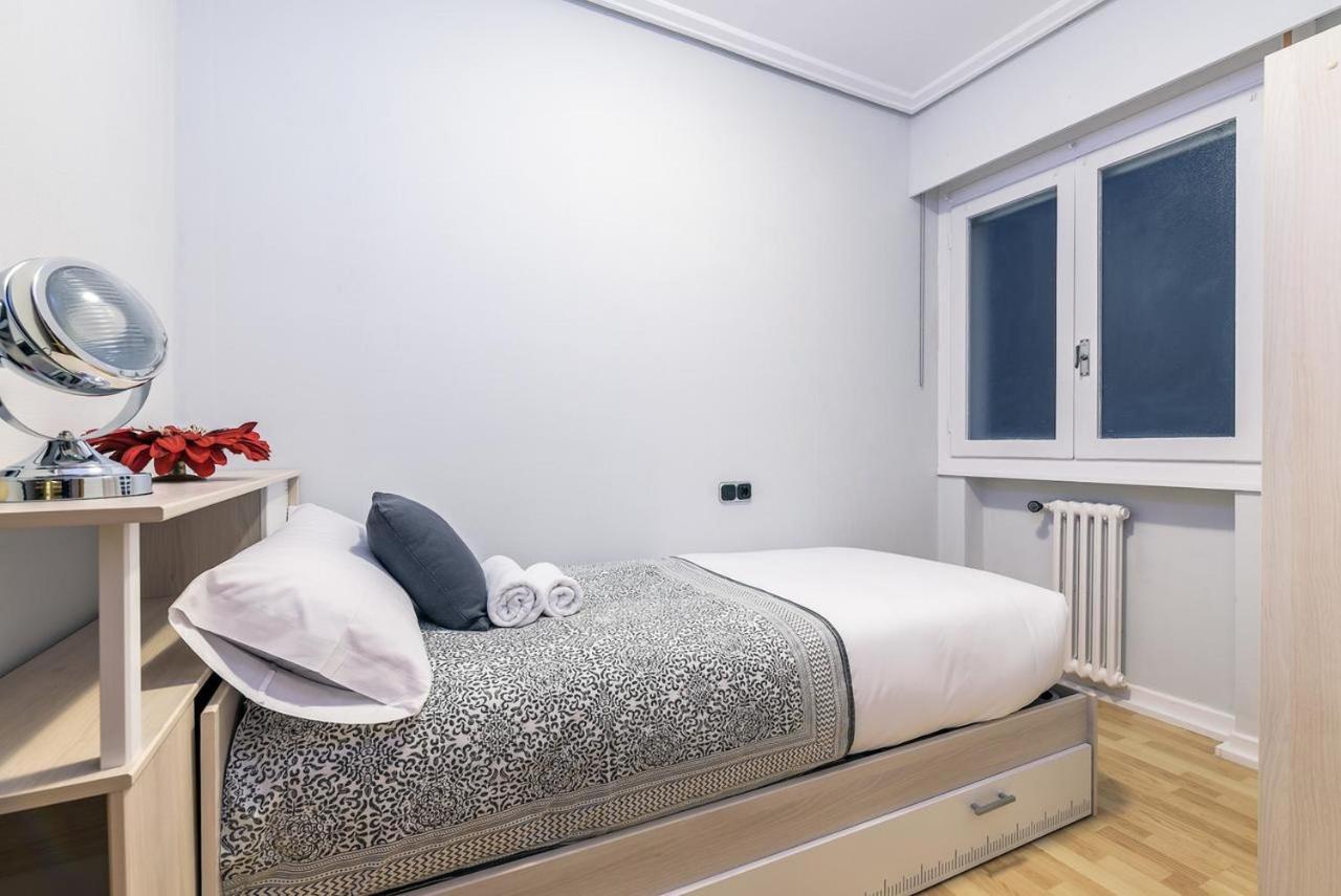 Zurriola Surf Apartment San Sebastian Ngoại thất bức ảnh